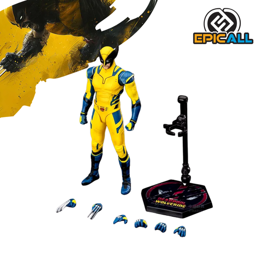 Una figura de acción articulada de Wolverine, un mutante de los X-Men. Wolverine es un hombre corpulento con cabello rubio y garras retráctiles de adamantium. Está representado en una pose de combate, con una expresión feroz. La figura lleva un traje amarillo y negro y está colocada sobre una base negra.