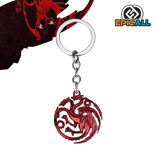 Un llavero con el emblema de la Casa Targaryen de Game of Thrones. El emblema representa tres dragones rojos rodeados de un círculo. El llavero tiene un cordón de cuero negro y un gancho metálico para las llaves.