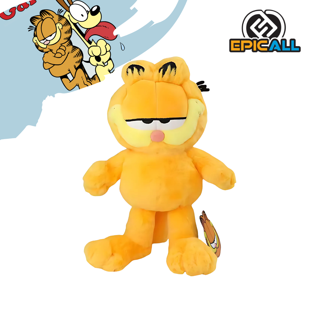 Un peluche de Garfield, el gato naranja y perezoso de las historietas. Garfield está sentado, con una expresión divertida y sus característicos ojos grandes. Es de color naranja y tiene una panza grande.