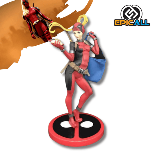 Una figura de estatua de Ladypool (versión femenina de Deadpool), de unos 25 cm de altura, en un estilo Bishoujo. La figura viste un traje ajustado rojo y negro, lleva el cabello rubio con un pañuelo y un antifaz negro. Sostiene un taco en una mano y un bolso azul en la otra, y tiene una katana enfundada en la espalda. Está de pie sobre una base roja y negra con el símbolo de Deadpool.