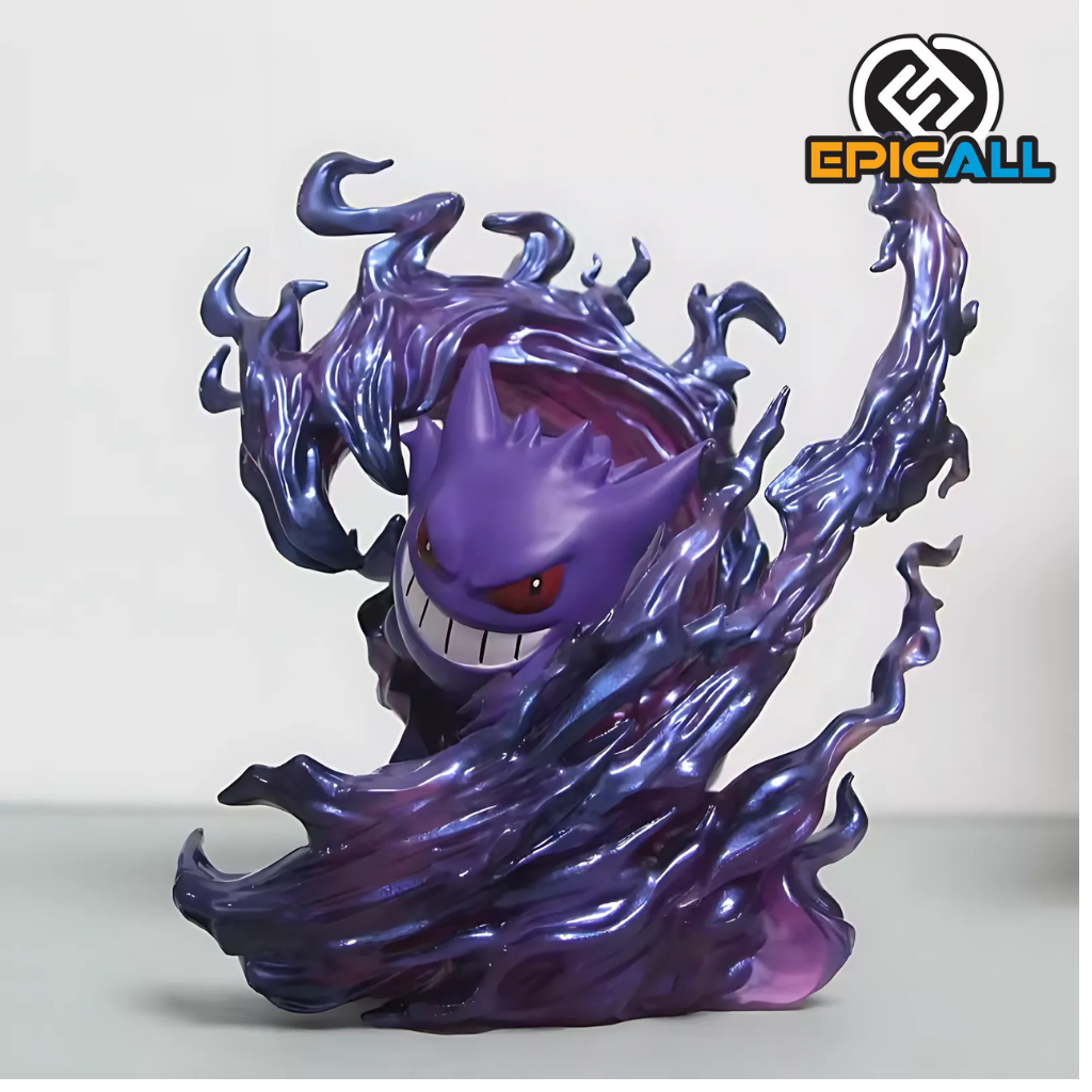 Foto completa de la figura con un fondo blanco.