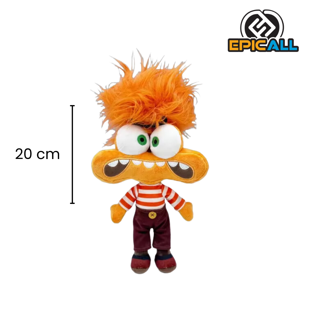 Un peluche naranja de 20 centímetros que representa al personaje de Ansiedad de la película Intensamente 2. Tiene el cabello rojo despeinado, ojos grandes y una expresión facial exagerada. Viste una camiseta a rayas y pantalones marrones.