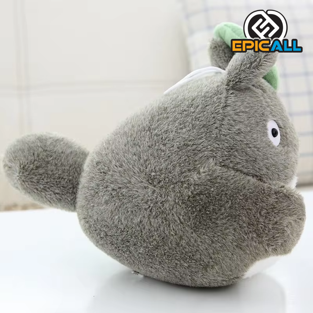 Peluche Totoro 20 cm: ¡La magia de Studio Ghibli en tus manos!
