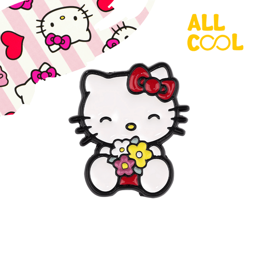 Pin metálico con el diseño de Hello Kitty con flores. El pin es multicolor y tiene un acabado brillante.