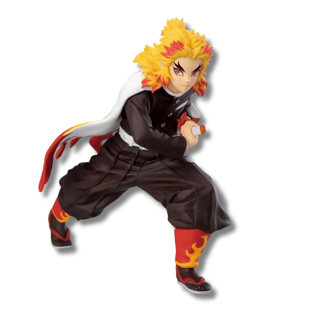 Figura de colección de Kyojuro Rengoku del anime Demon Slayer en una pose de combate dinámica. El personaje tiene cabello rubio con puntas rojas y ojos grandes de color naranja y rojo. Viste un uniforme marrón oscuro con cinturón blanco y una capa blanca con dibujos de llamas en la parte inferior que ondea hacia atrás. Sus manos están posicionadas como si fuera a sujetar su katana, y lleva calcetines tradicionales con patrones de fuego.