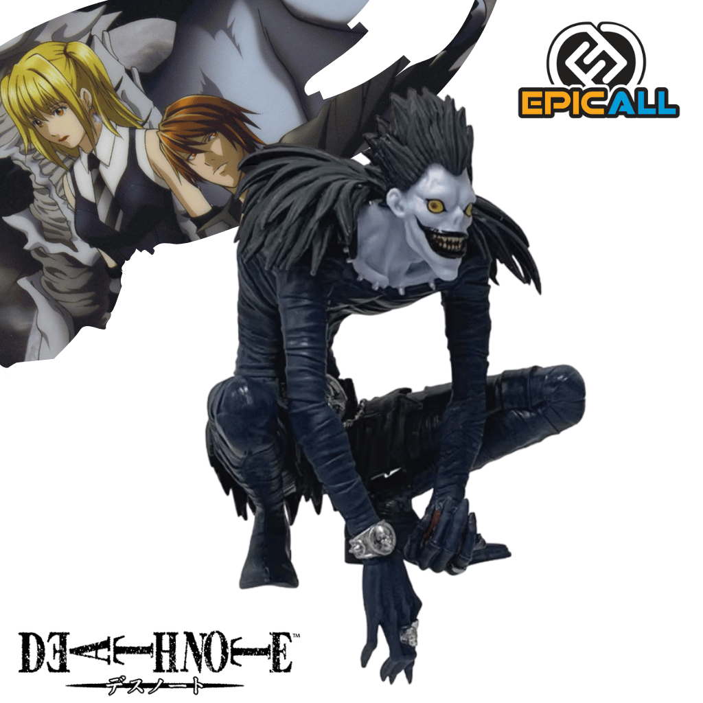 Figura coleccionable de PVC de 12 cm de altura del shinigami Ryuk de Death Note en pose agachada, luciendo piel pálida, ojos amarillos, sonrisa macabra, traje ajustado negro con plumas en los hombros y sosteniendo una manzana roja en sus manos.
